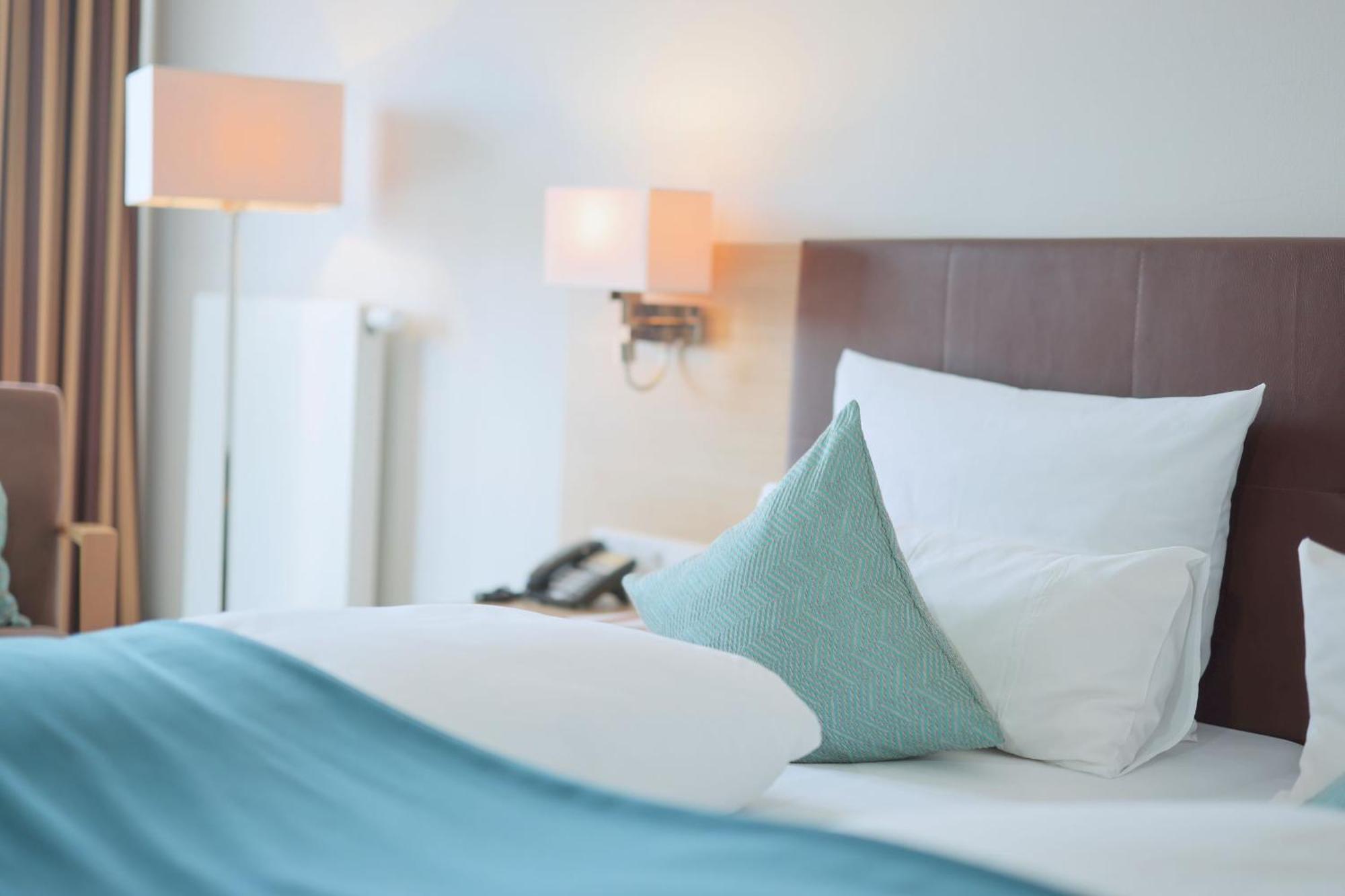 Hotel Wuerttemberger Hof エーリンゲン エクステリア 写真