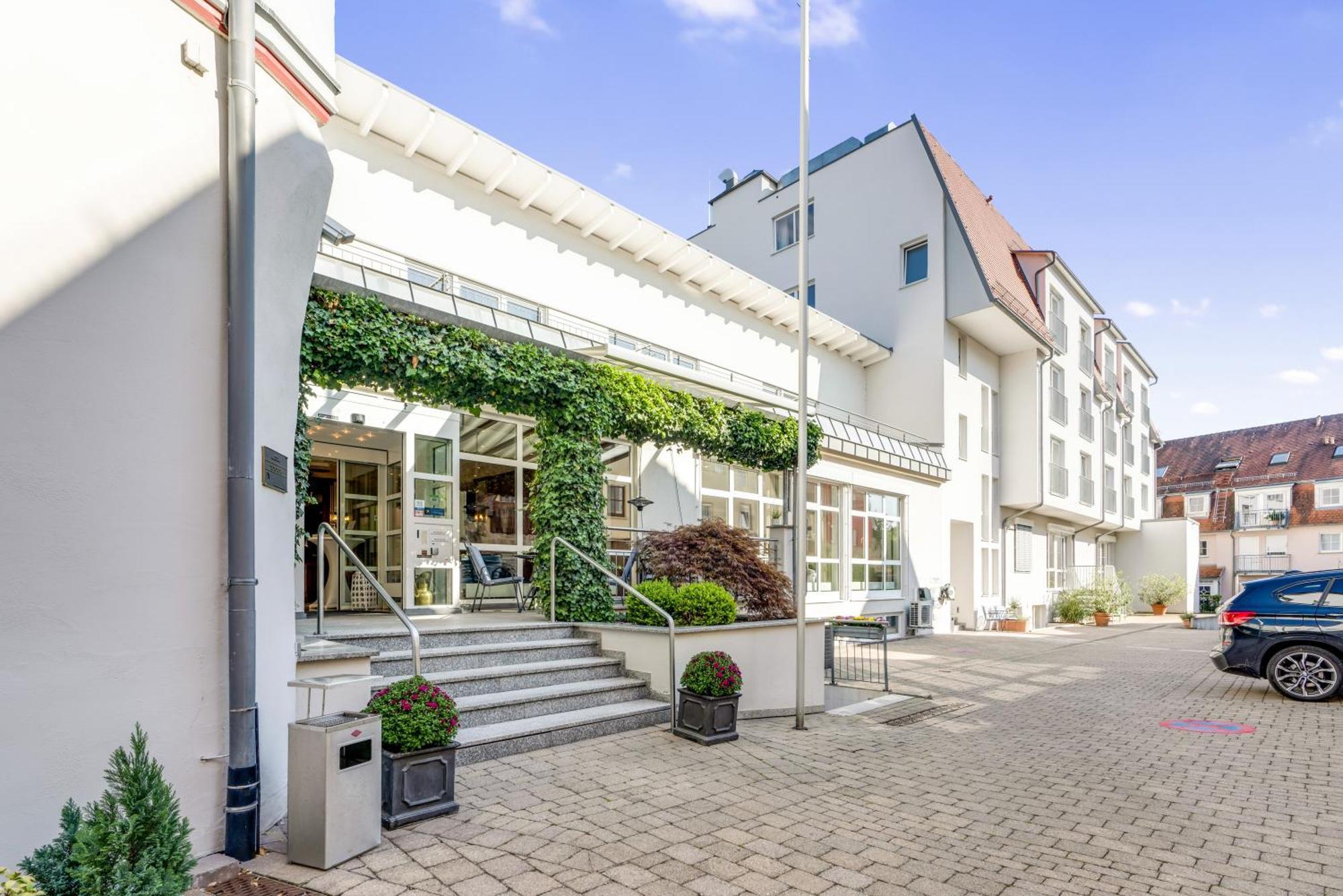 Hotel Wuerttemberger Hof エーリンゲン エクステリア 写真