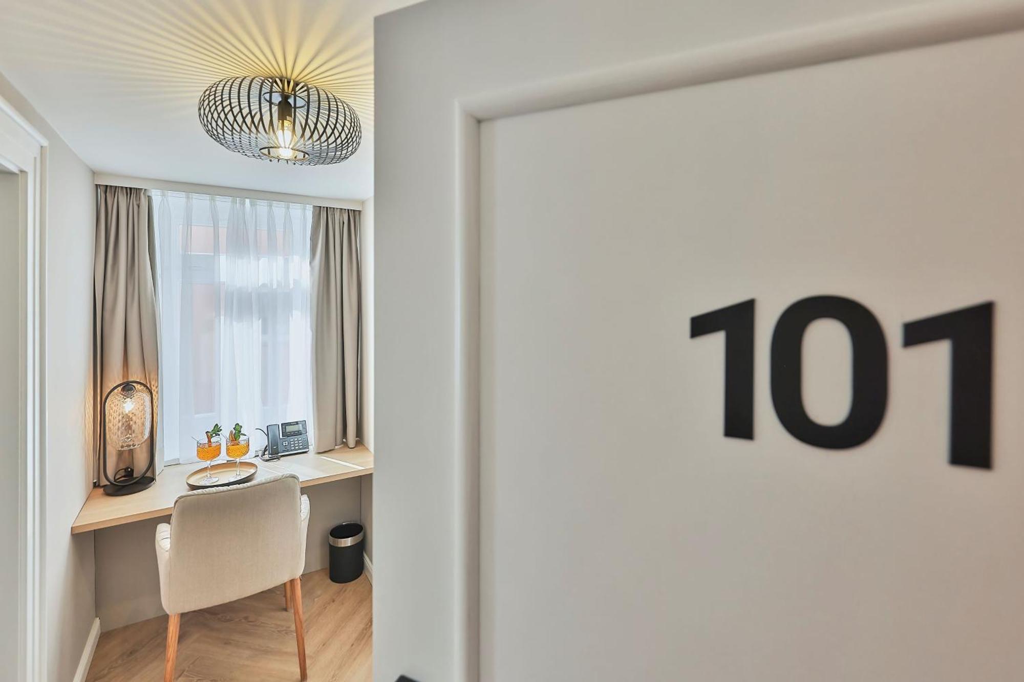 Hotel Wuerttemberger Hof エーリンゲン エクステリア 写真
